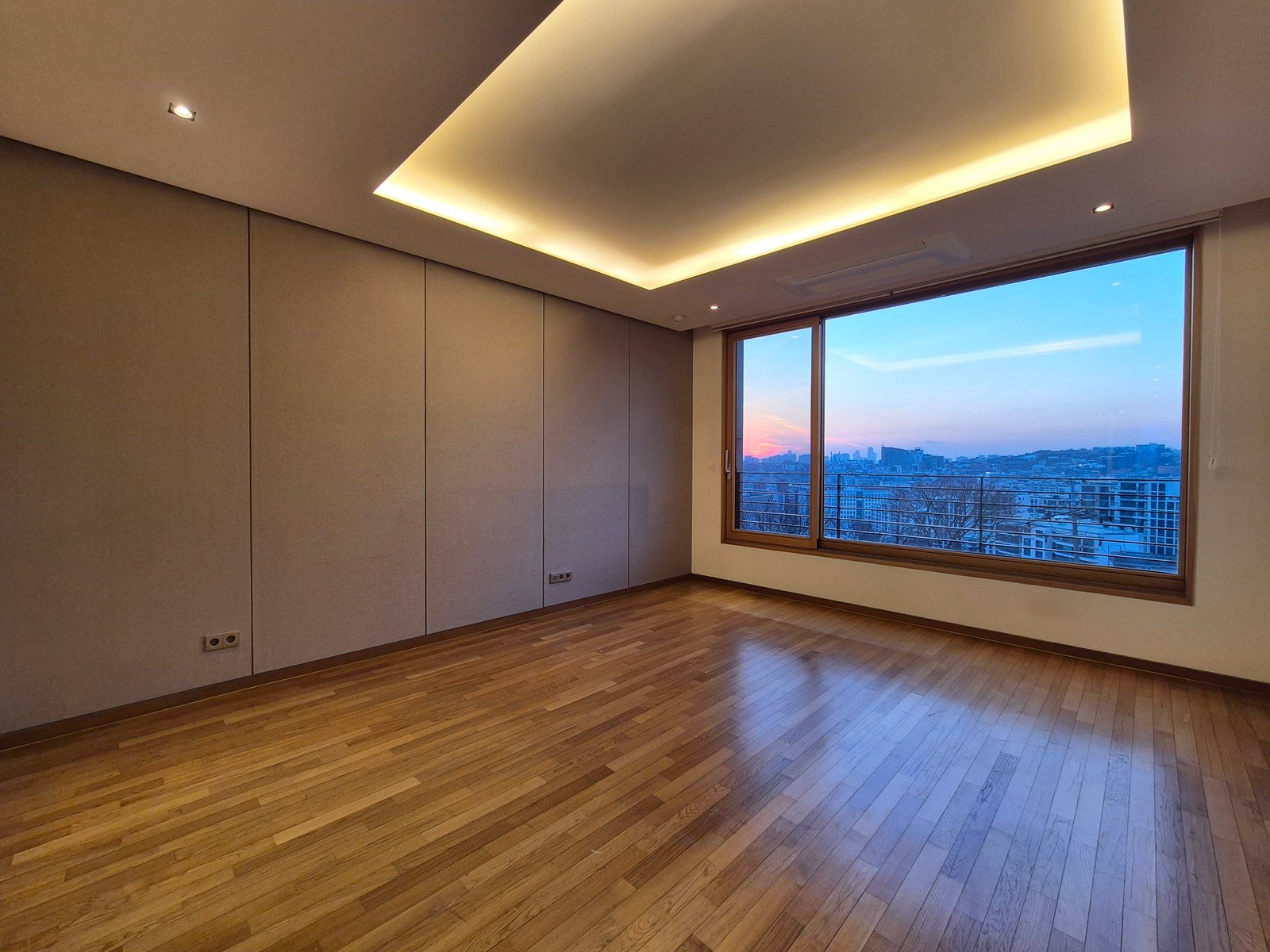 한남동 루시드하우스 85PY